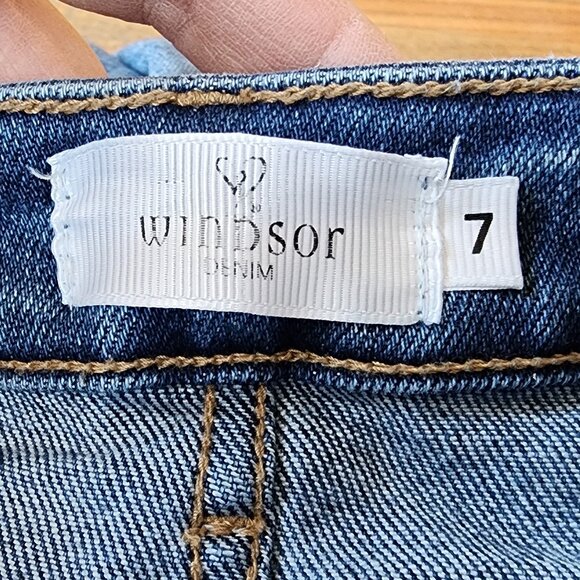 Windsor Light Wash Skinny Destroyed Jeans Size 7 - Picture 9 of 16